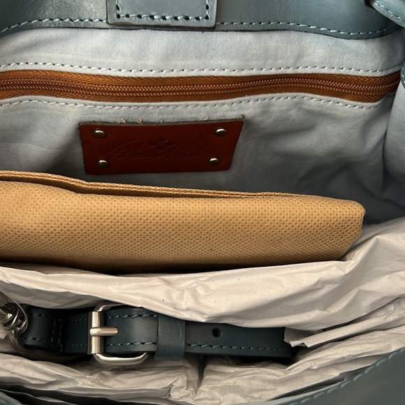 Patricia Nash Cantinella Crochet Bag w/ Matching Coin Pouch & Key Ring - Picture 8 of 14